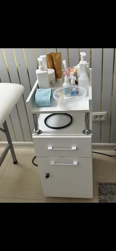 инструмент ящик: Продаю комплекты кушетка тумбочка стул - Цвет: белый, фасады с — 1