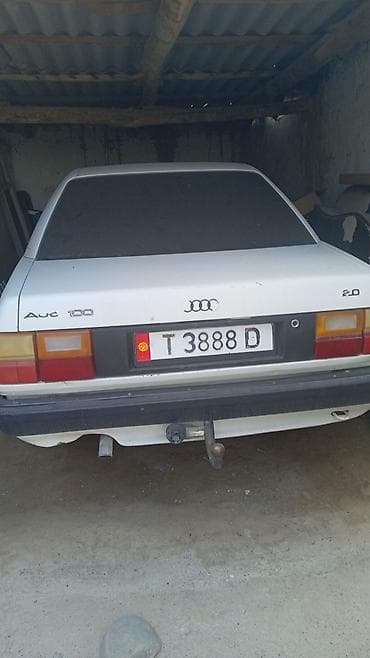 bcd com: Audi 100: 1988 г., 2 л, Механика, Бензин, Седан — 1