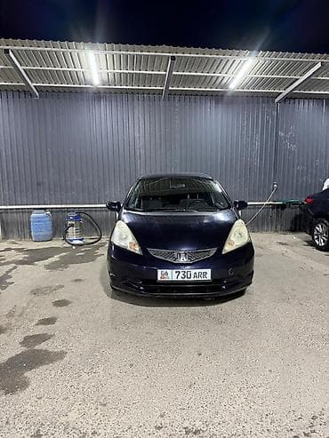 Продажа авто: Honda Fit: 2010 г., 1.5 л, Автомат, Бензин, Хэтчбэк — 5