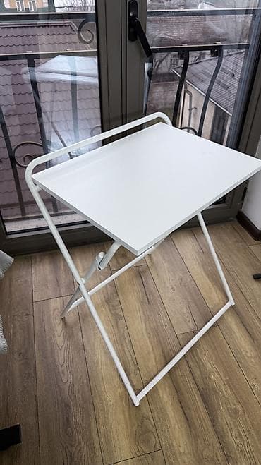 apple whatch: Продается столик 2500 сом Лазерный аппарат 3в 1, удаление — 1