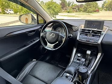 Lexus: Lexus NX: 2017 г., 2 л, Автомат, Бензин, Кроссовер — 9