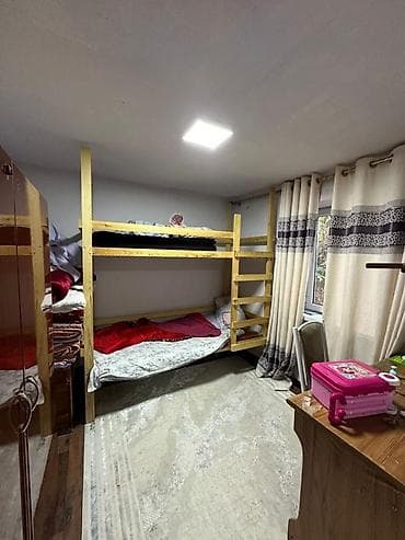 пишпек сдаю: Срочно продаю дом 8 соток по факту по больше барачного типа имеется — 2