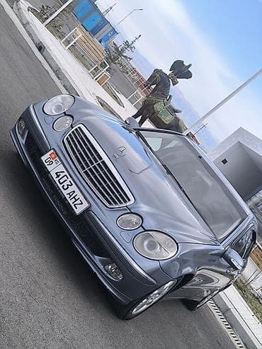 Mercedes-Benz E-Class: 2003 г., 3.2 л, Типтроник, Бензин, Седан