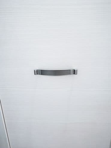 Кийим салуучу шкафтар: Кийим салуучу шкаф, Колдонулган, Түз — 10