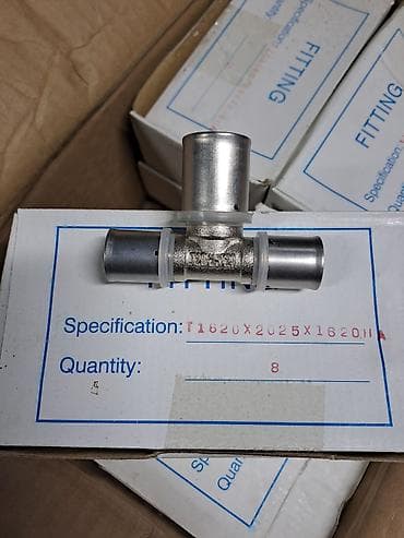 костюм на выписку: Диаметр резъбы: 16 мм — 8