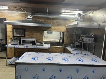 столовое оборудование: Стол, стеллаж, ванна моечная, котломойка, тостер, оборудование для — 9