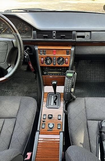 mercedes e13: Mercedes-Benz W124: 1995 г., 3.2 л, Автомат, Бензин, Седан — 9