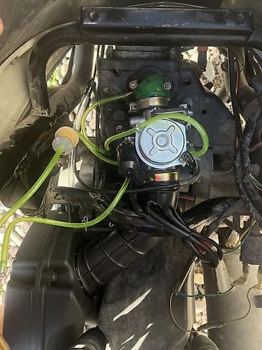 мото мектеп а: Тип скутера 125 куб. см, Бензин — 3