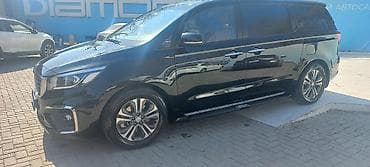авто для такси: Kia Carnival: 2019 г., Минивэн — 3