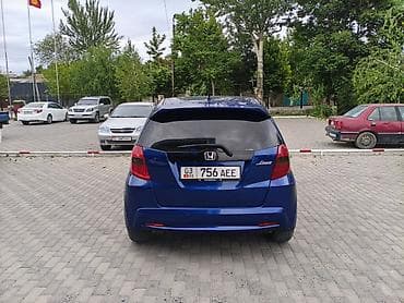 Honda Jazz: 2011 г., 1.3 л, Вариатор, Бензин, Хетчбек — 4