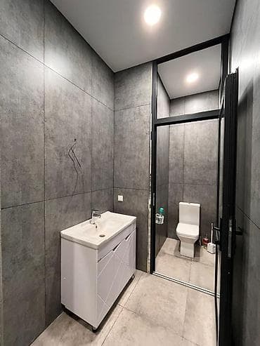 2500: Аренда офисов, 120 м², В жилом комплексе — 4