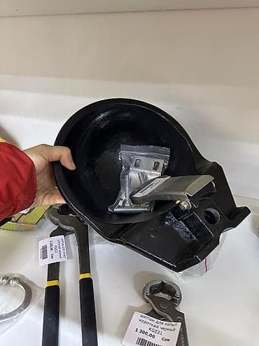 поилки для скота: Поилка для КРС (чугунная с языком) индивидуальная Чугунная — 6