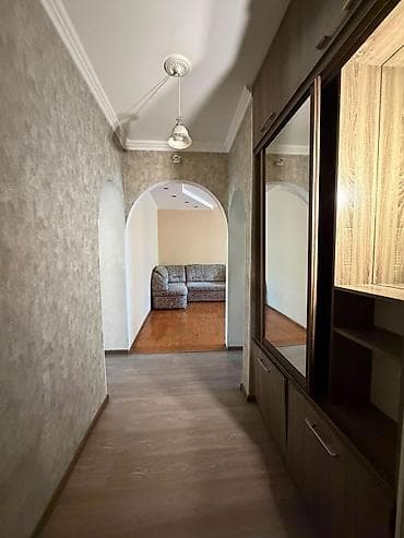 Недвижимость: 4 комнаты, 90 м², бульвар Эркиндик 2 этаж — 2