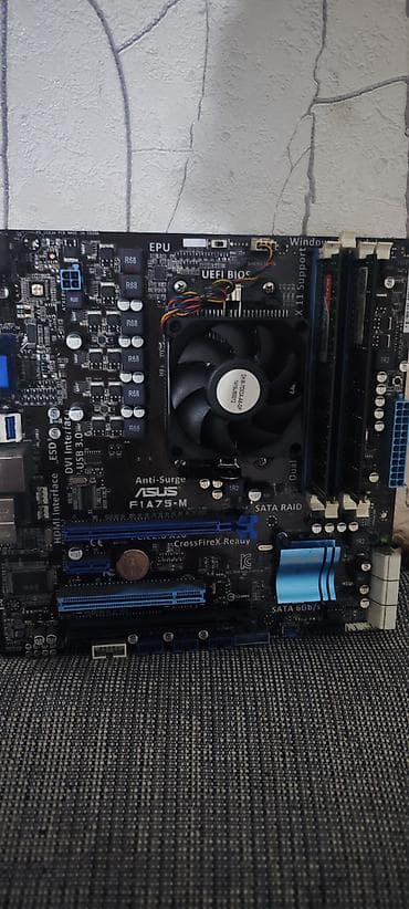 usb: Материнская плата ASUS F1A75-M с установленным процессором AMD и — 1