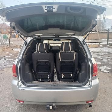 mini kooper: Toyota Avensis Verso: 2002 г., 2 л, Механика, Бензин, Минивэн — 5