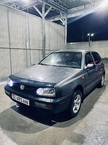 mini car: Volkswagen Golf: 1994 г., 1.6 л, Ручные, Бензин, Хэтчбэк — 3