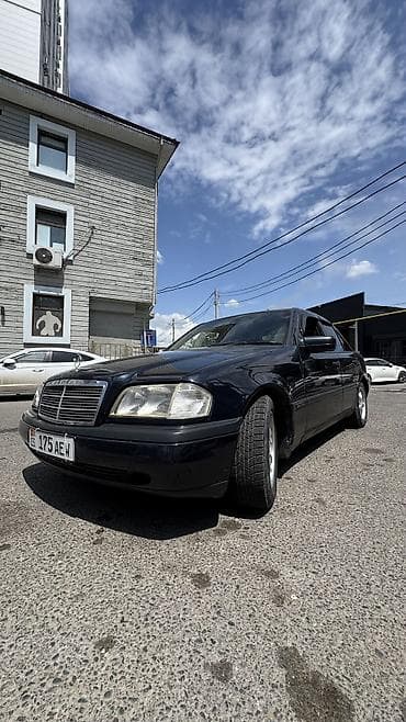 lexus 350 2010: Mercedes-Benz C-Class: 1996 г., 2 л, Механика, Бензин, Седан — 8