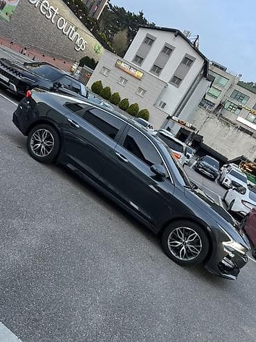 бизнем: Kia K5: 2020 г., Седан — 3