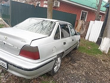 продаю с: Daewoo Nexia: 1996 г., 1.5 л, Бензин, Седан — 8