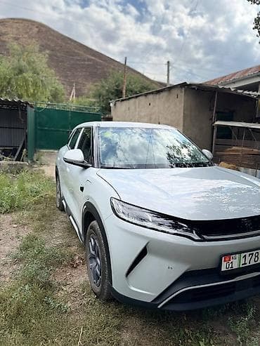 wuling mini ev: BYD Yuan Up: 2025 г., 0.1 л, Автомат, Электромобиль, Кроссовер — 2