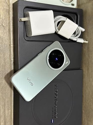 iphone 8x: Vivo X200 Pro mini, Б/у, 256 ГБ, цвет - Зеленый, 2 SIM — 1