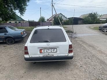 машина bwm: Mercedes-Benz E-Class: 1989 г. — 3