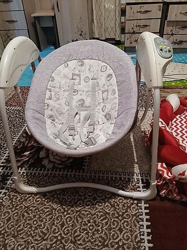 Детские электронные качели Graco. - Тип: напольные качели с at lalafo.kg Детские электронные качели Graco. - Тип: напольные качели с