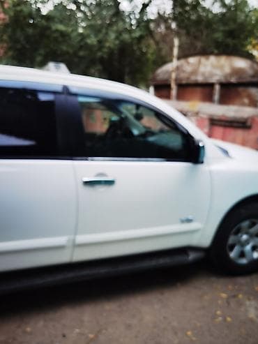 6: Nissan Armada: 2005 г., 5.6 л, Автомат, Бензин, Внедорожник — 2