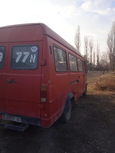 сиденья форд транзит: Микроавтобус пассажирский, красный, длинная база. Основные — 1