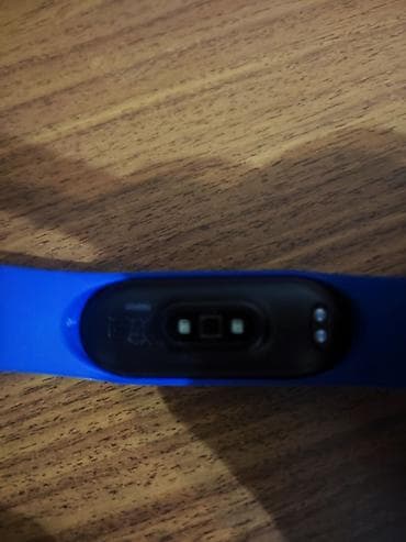 Сулуулук жана ден соолук: По срочной цене продам браслет оригинал от ми бенд 4, состояние — 3