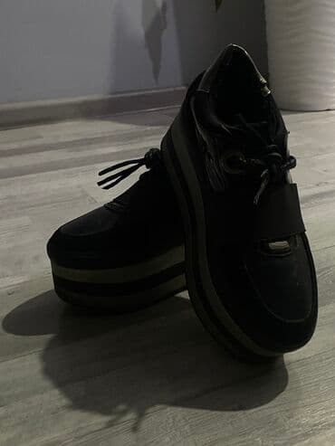 купить женскую обувь больших размеров: Стильные ботиночки, Почти не носила, с металическими элементами. Очень — 3