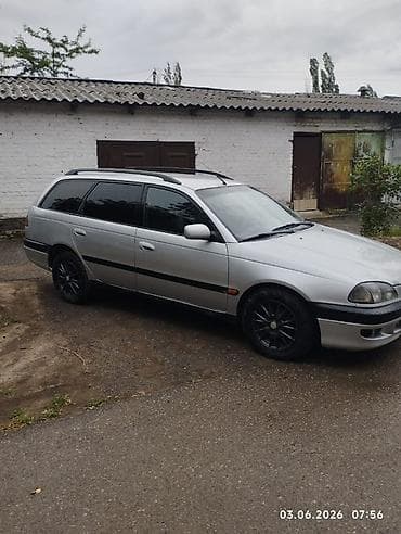 gac aion v: Toyota Avensis: 1999 г., 1.8 л, Механика, Бензин, Универсал — 3