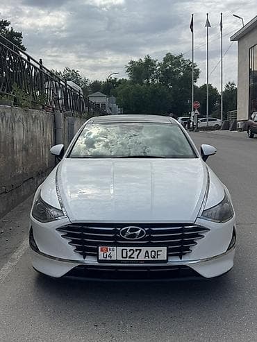 Транспорт: Hyundai Sonata: 2022 г., Автомат, Газ, Седан — 1