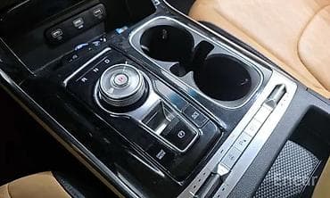 kia karnaval: Kia Carnival: 2020 г., Минивэн — 10