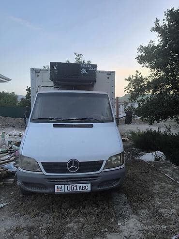 авто сатуу: Жеңил жүк ташуучу унаа, Mercedes-Benz, Стандарт — 2