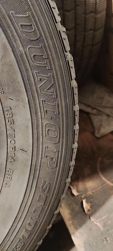 Шины: Продаю шины состояние на фото 3 шины 185/70 r14 2 шины 175/70r14 по — 4