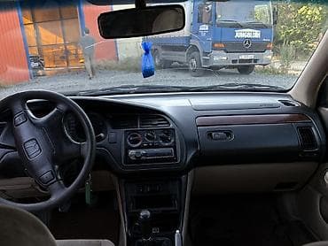 Honda Accord: 1998 г., 2 л, Кол менен иштөөчү, Бензин, Седан — 9