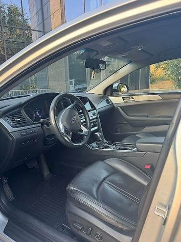 Продажа авто: Hyundai Sonata: 2017 г., 2 л, Автомат, Бензин, Седан — 5