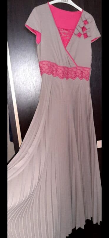 Вечерние платья