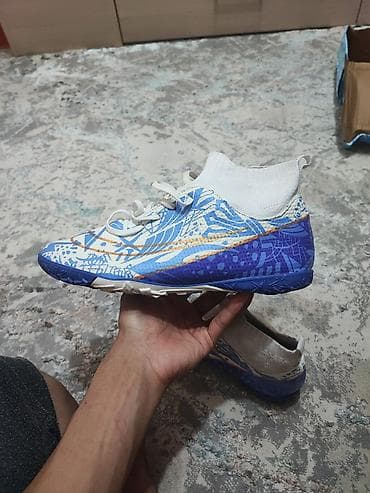 nike react: ⚽ Продаю футбольные бутсы (сороконожки) — 44 размер Продаю практически — 5