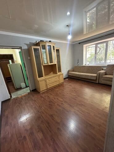 пол дома бишкек: 2 комнаты, 40 м², Индивидуалка, 1 этаж, Старый ремонт — 1