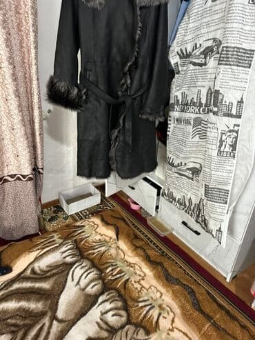 цены на мутоновые шубы в бишкеке: Дубленка, Классическая модель, Италия, По колено, С капюшоном — 2