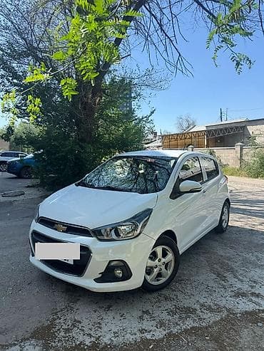 Chevrolet Spark: 2016 г., 0.8 л, Автомат, Бензин, Хэтчбэк
