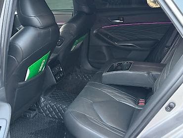 motor bikes: Toyota Avalon: 2021 г., 2.5 л, Гибрид, Седан — 9