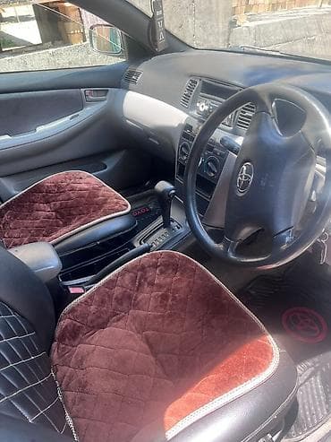 Транспорт: Toyota Corolla: 2000 г., Автомат, Бензин, Седан — 3