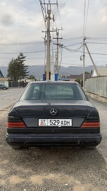 bmw m5 e60 v10: Mercedes-Benz W124: 1989 г., 2.5 л, Ручные, Седан — 4