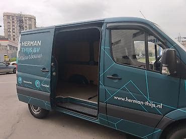 Жеңил жүк ташуучу унаа, Mercedes-Benz — 6