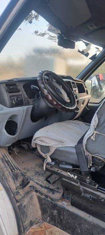 продаю в связи с переездом: Ford Transit: 2012 г., 2.2 л, Механика, Дизель, Бус — 4