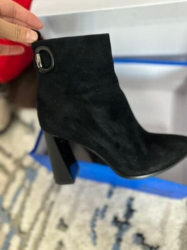 кышкы бут кийимдер: Женские замшевые ботильоны Emporio S.A.M - Цвет: чёрный - Материал — 1