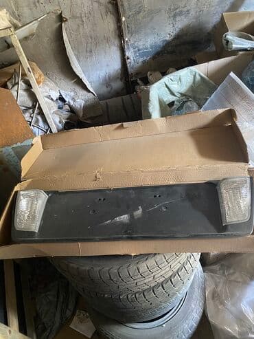 запах для авто: Накладка на крышку багажника Лексус лх 570 — 1